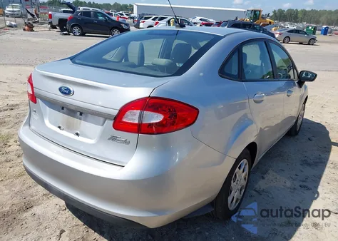 2012 Ford Fiesta Se z USA, uszkodzony, nr VIN 3FADP4BJ3CM160584